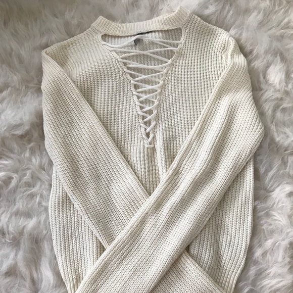 White Sweater - Picture 1 of 1